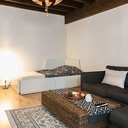 Magnifique En Plein Centre De Appartement *