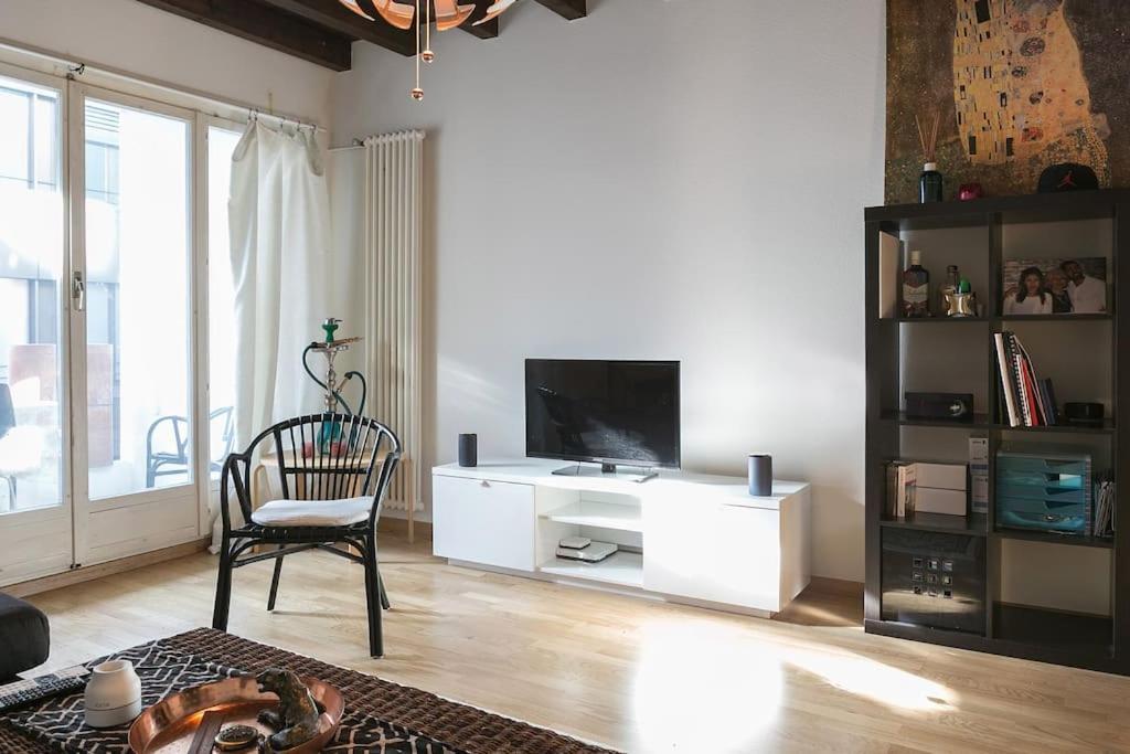 Magnifique En Plein Centre De *